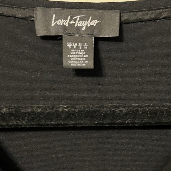 Lord & Taylor little black dress size small - Picture 4 of 5